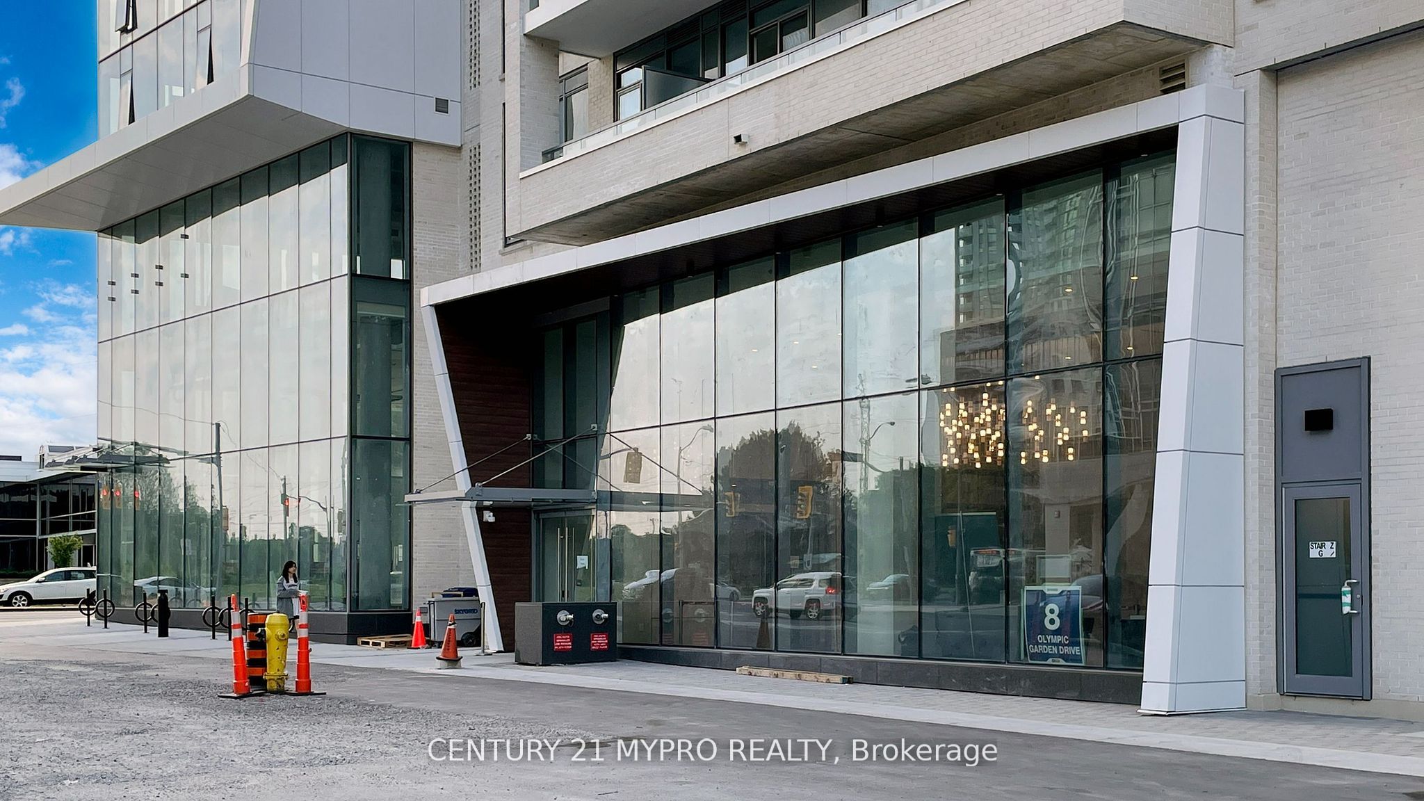 Additional image 4 of S803-8 Olympic Garden Drive, Toronto, ON, M2M 0B9