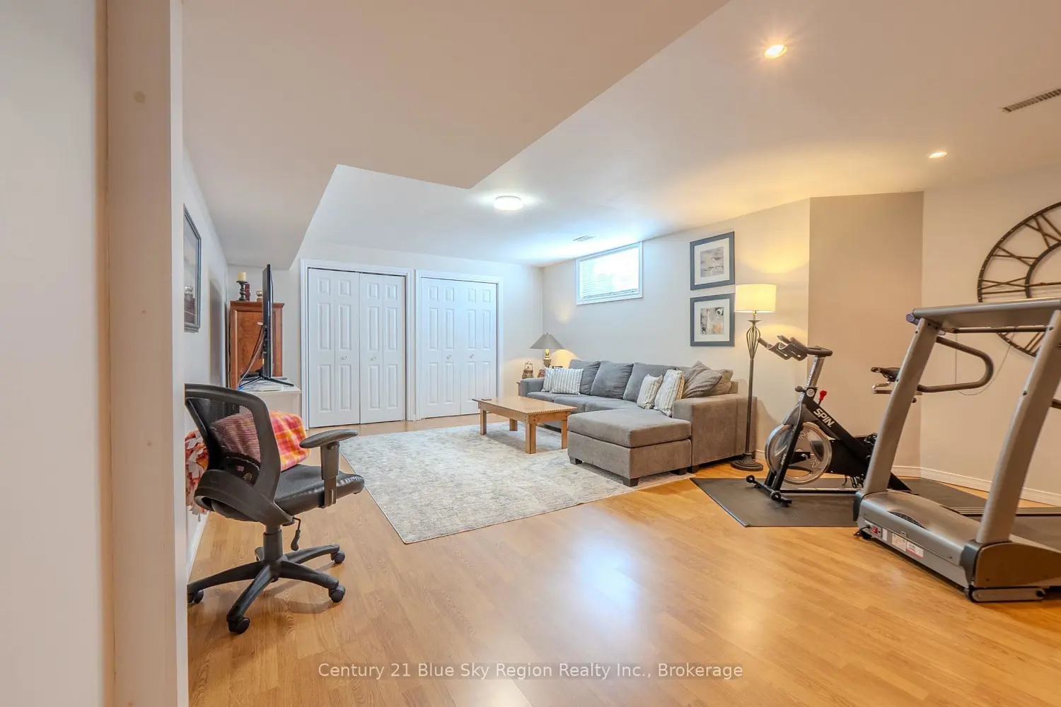 Additional image 20 of 96 Janey Avenue