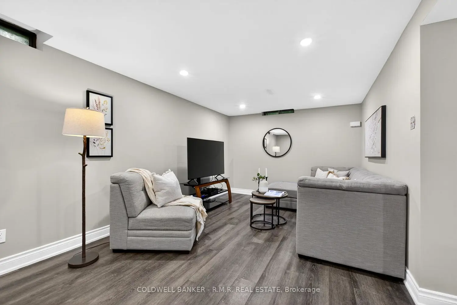 Additional image 10 of 729 Downview Crescent