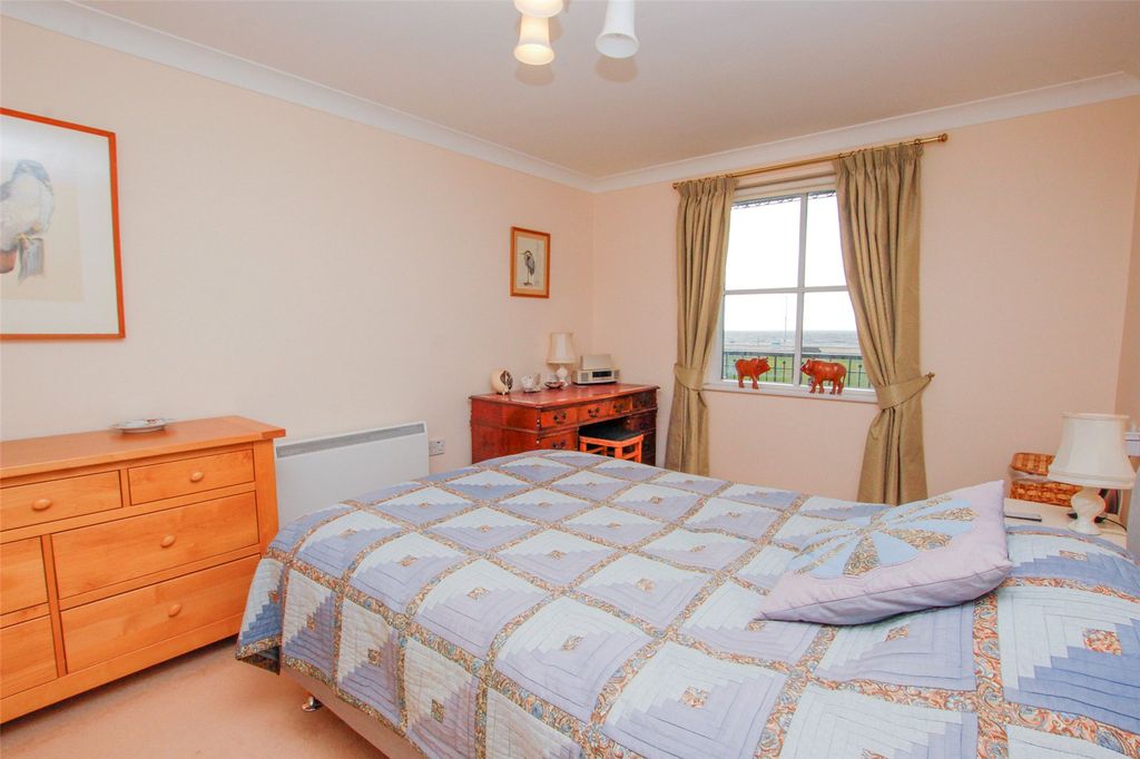 Additional image 12 of 2 bed flat for saleBeach Road, Weston-Super-Mare, Somerset BS23