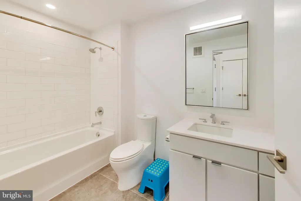 Additional image 12 of 1999 9 1/2 Street NW Unit 606, Washington, DC 20001