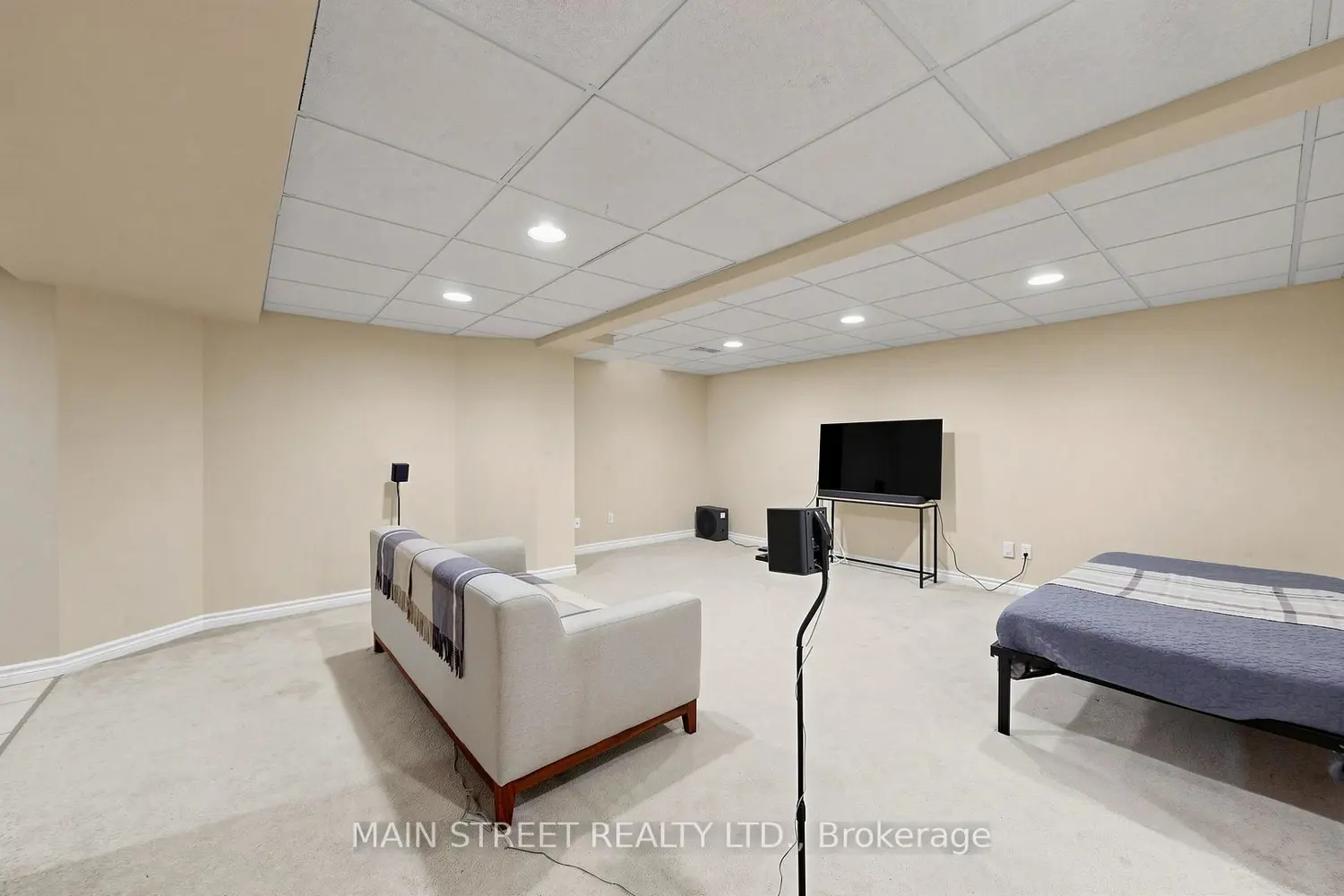 Additional image 9 of 176 Mainprize Crescent