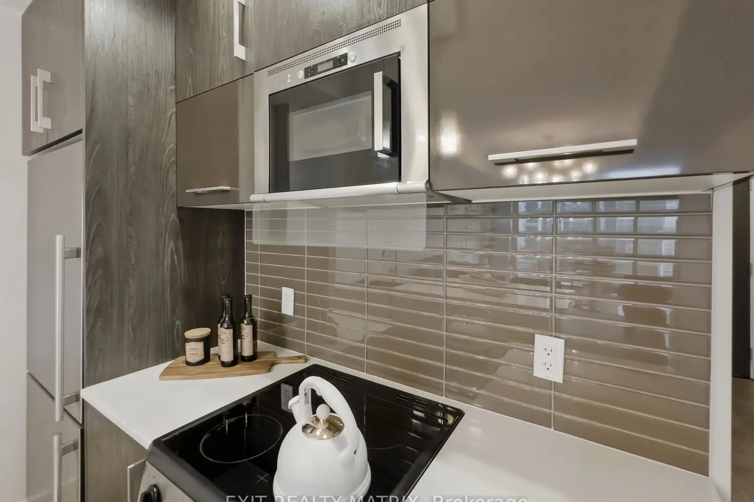 Additional image 8 of 255 Bay Street 513