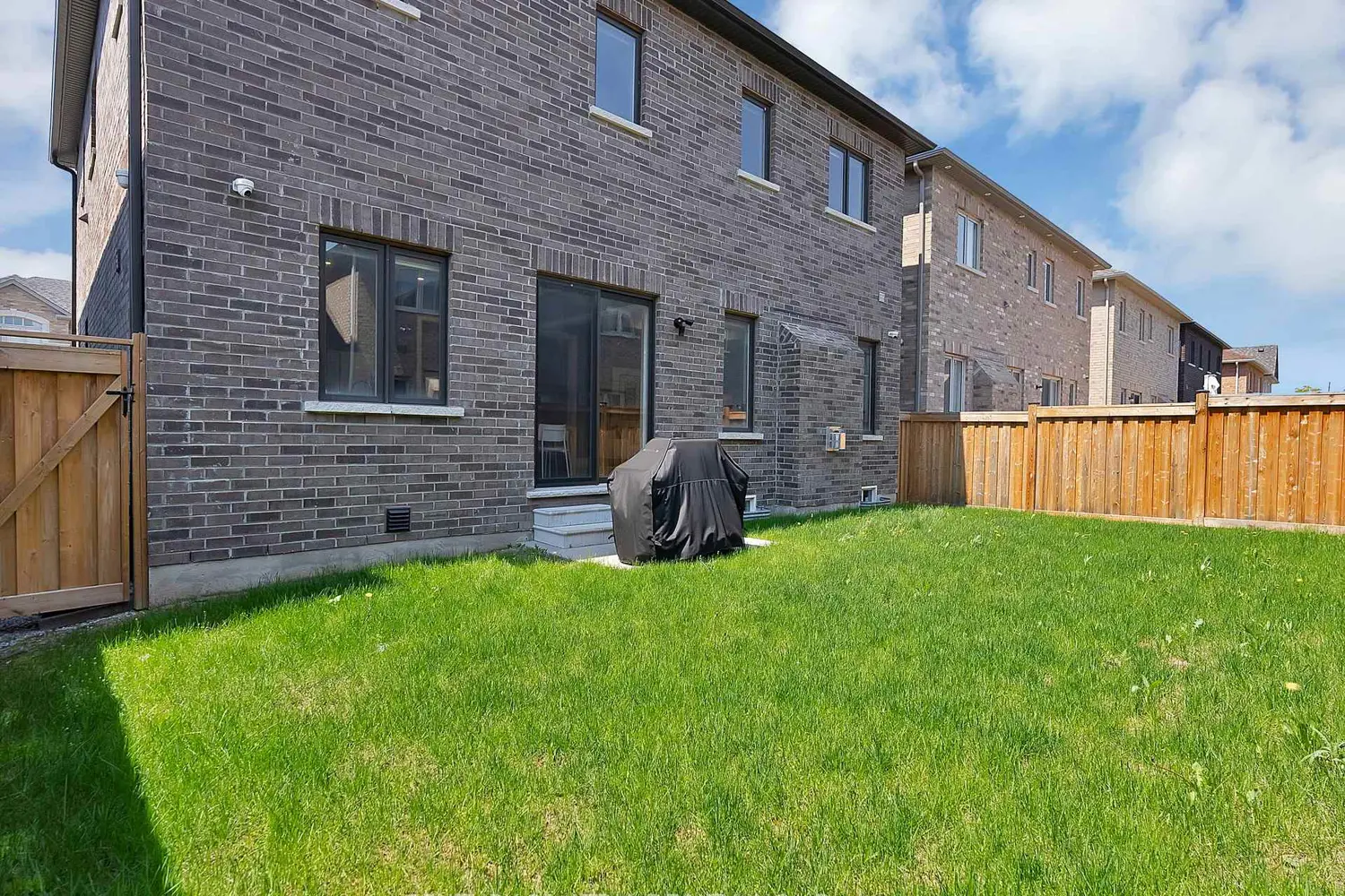 Additional image 19 of 57 Furrow Street