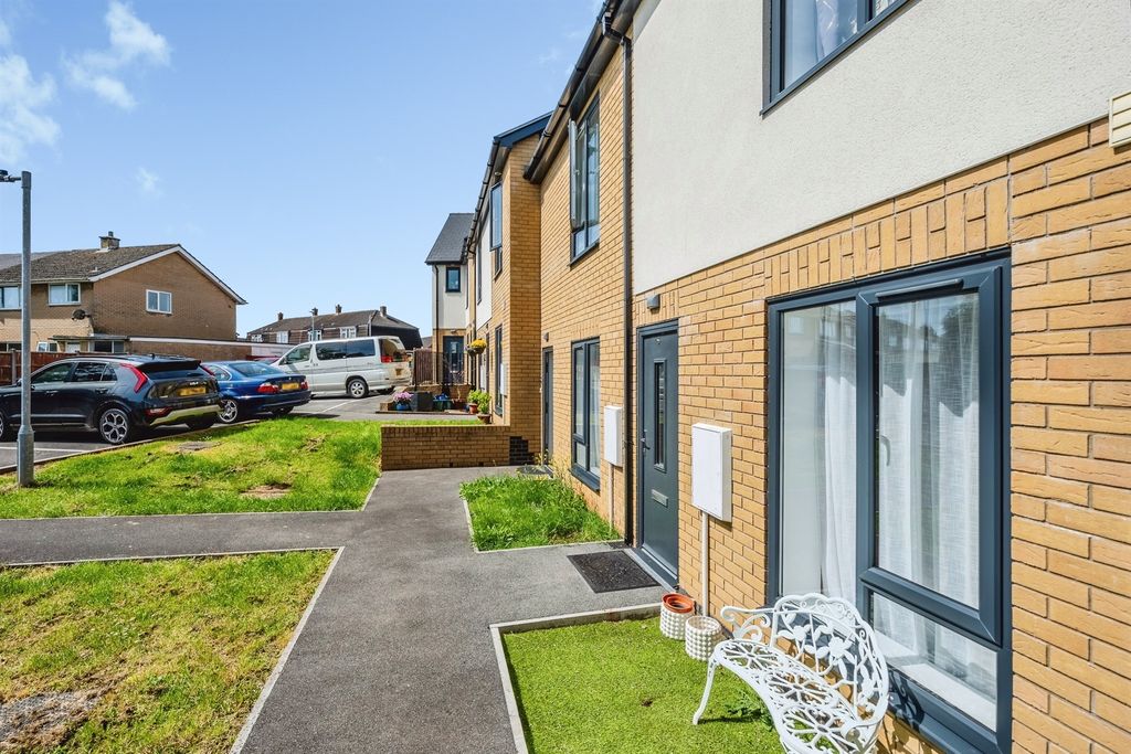 Additional image 20 of 2 bed flat for saleOrmerod Road, Sedbury, Chepstow NP16
