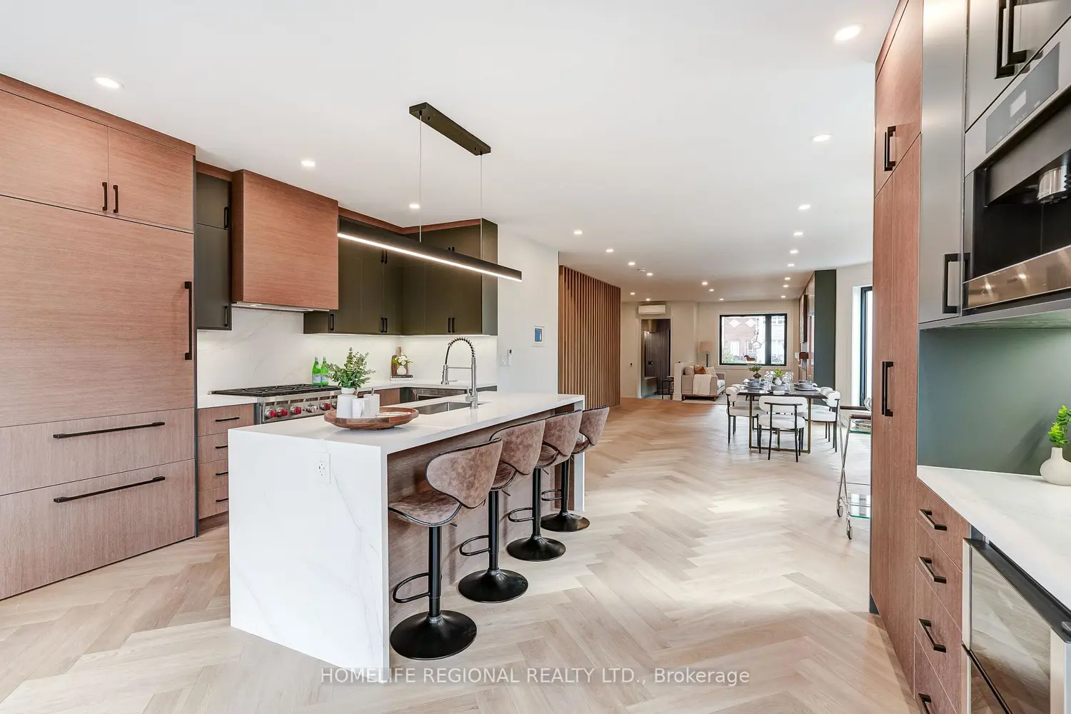 12 Macdonell Avenue photo 4