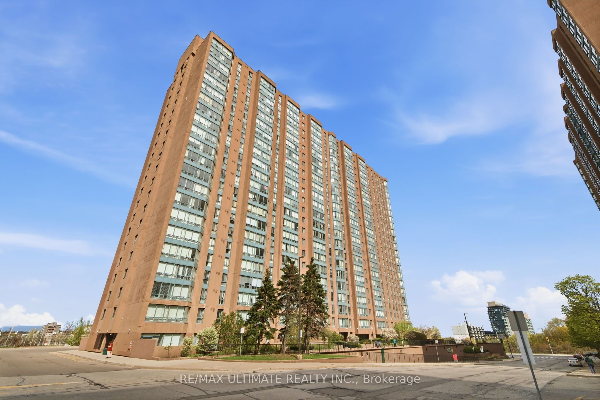 1614-115 Hillcrest Avenue, Mississauga, ON, L5B 3Y9