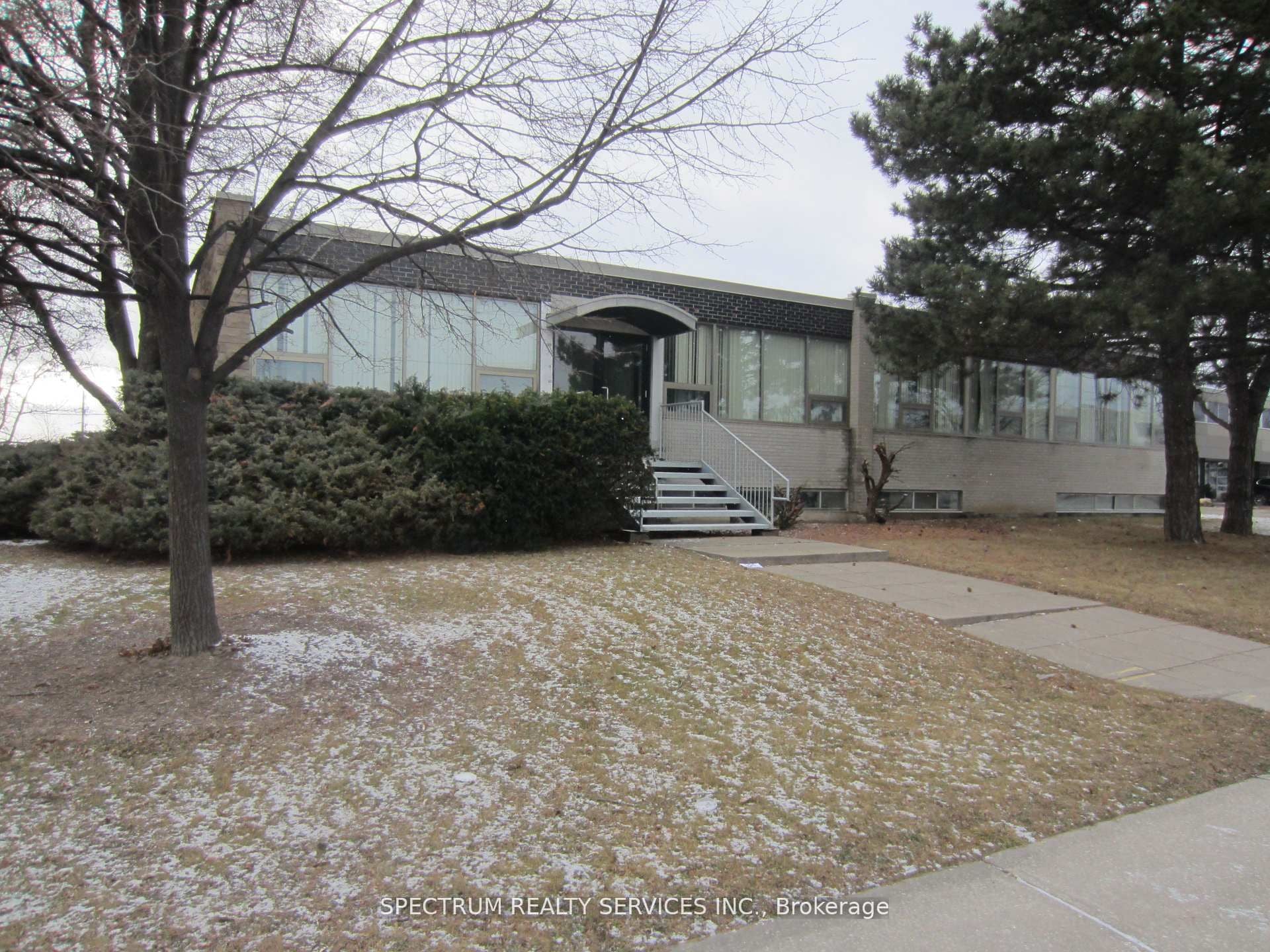 Unit A-76 Signet Drive, Toronto, ON, M9L 1T2