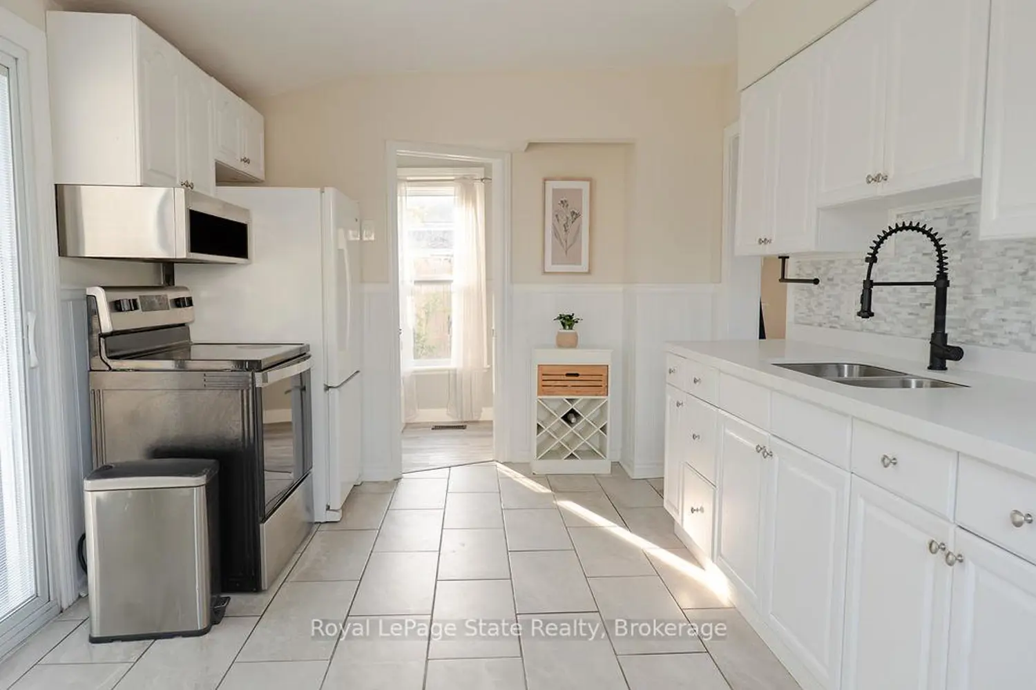 Additional image 14 of 8 Dundas Street