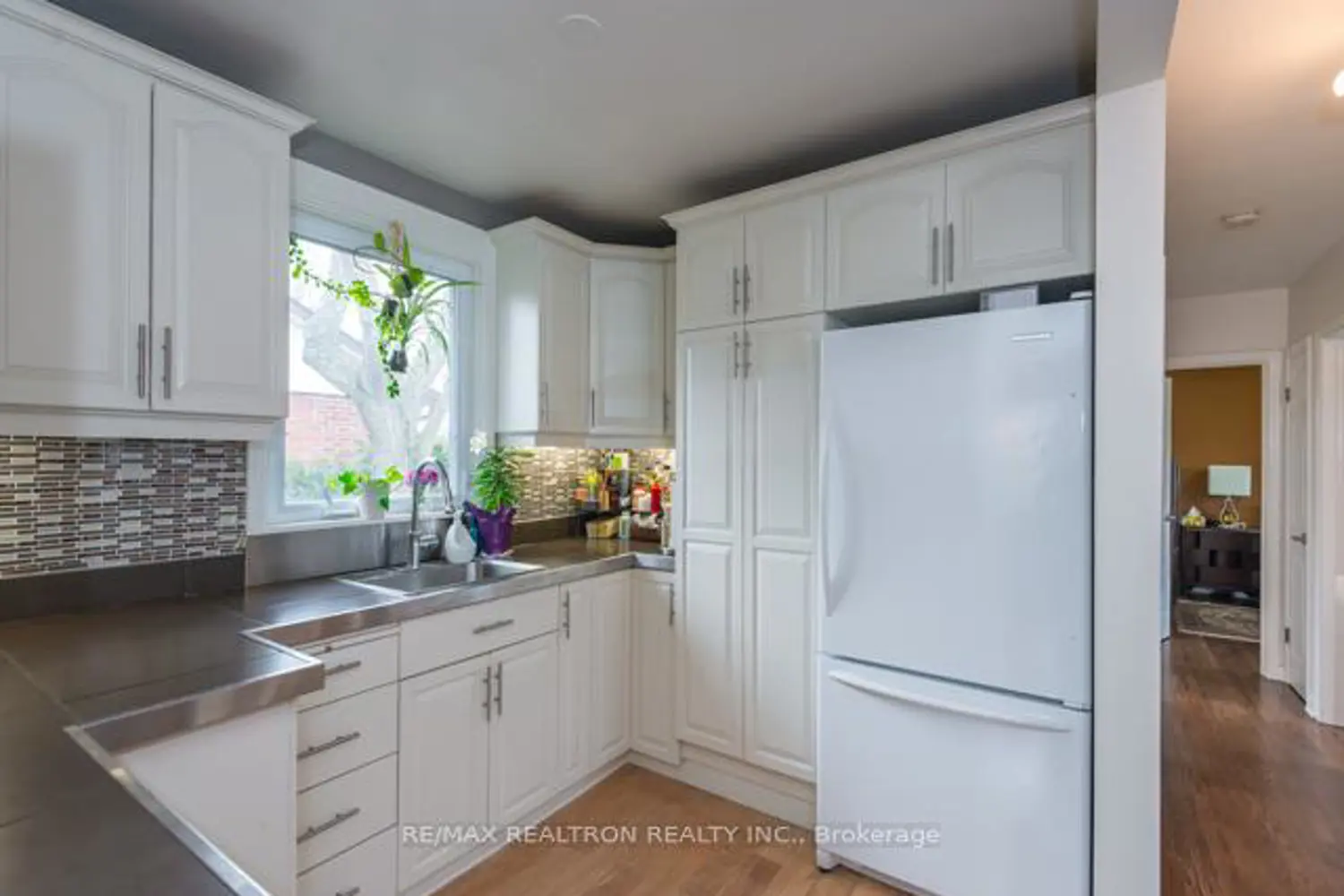 Additional image 9 of 505 Colborne Street