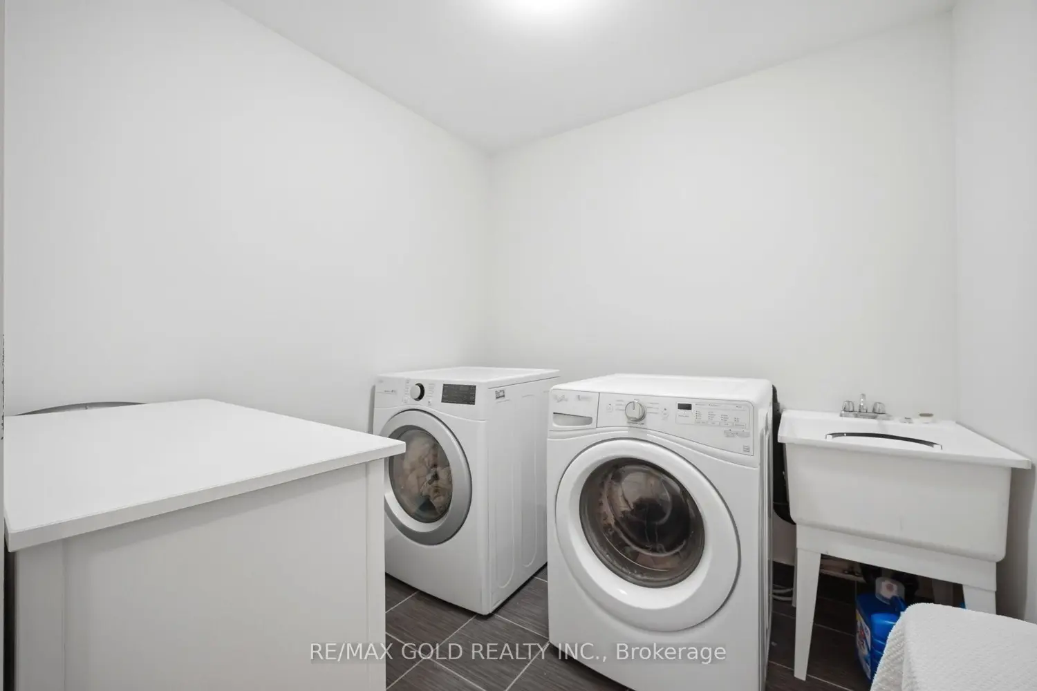 Additional image 11 of 41 Davenfield Circle