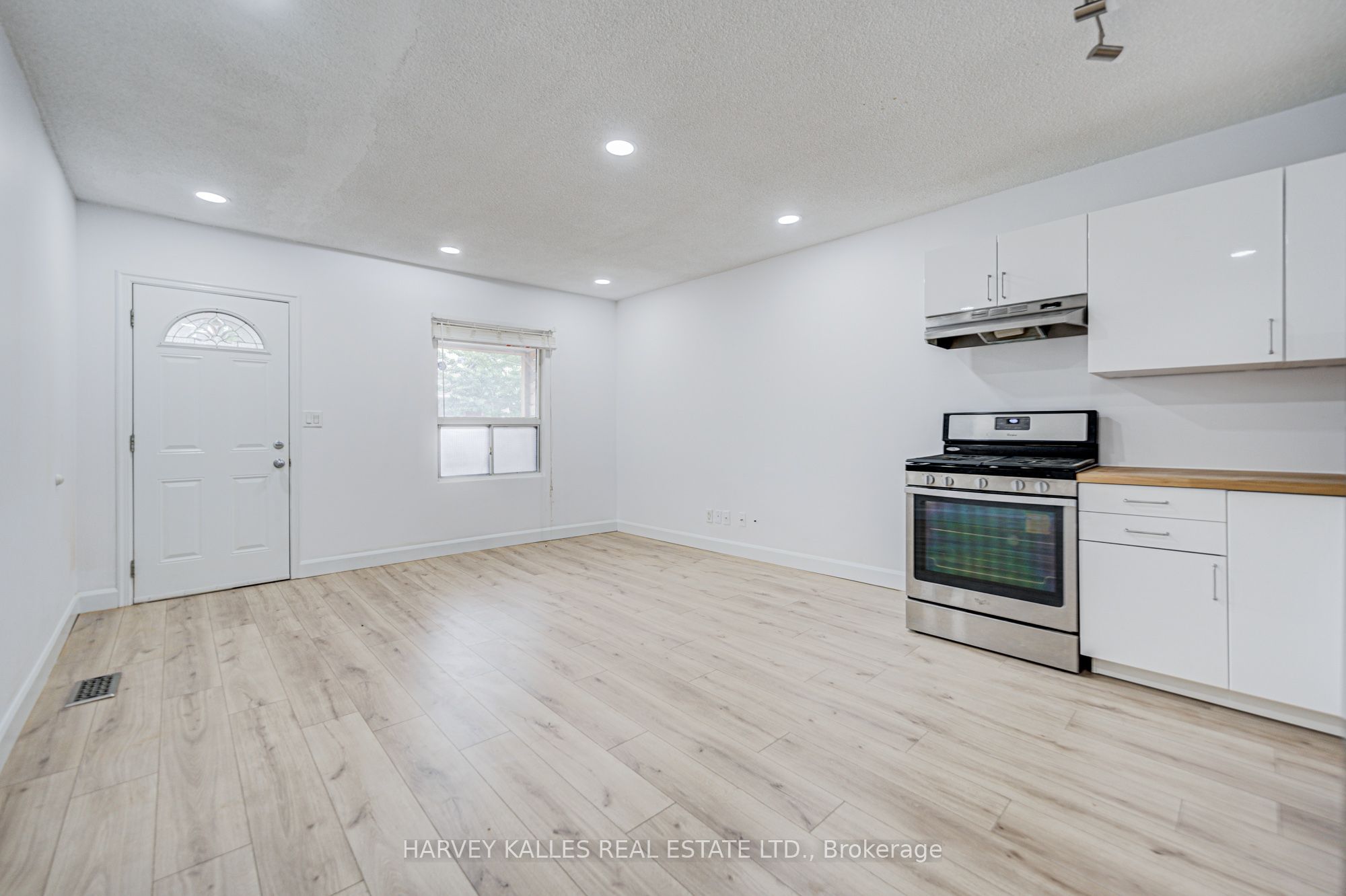 Additional image 4 of Lower-184 Cedric Avenue, Toronto, ON, M6C 3X8