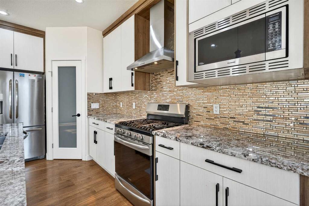 Additional image 4 of 353 Nolanhurst Crescent NW, Calgary, AB, T3R 0Z1