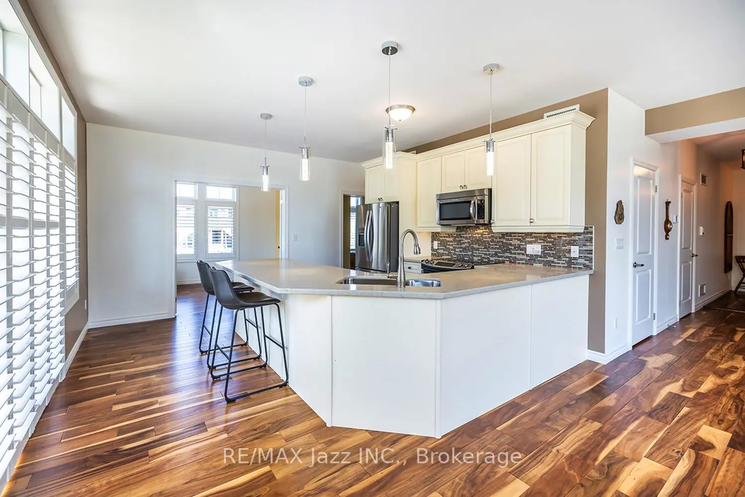 29 Lakewood Crescent 111