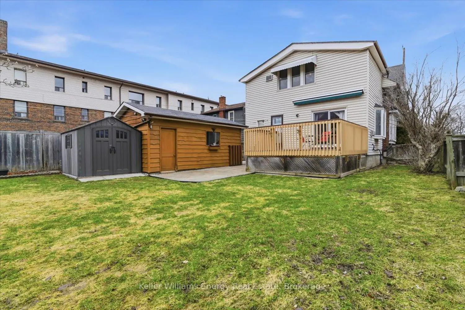 Additional image 19 of 482 Simcoe Street