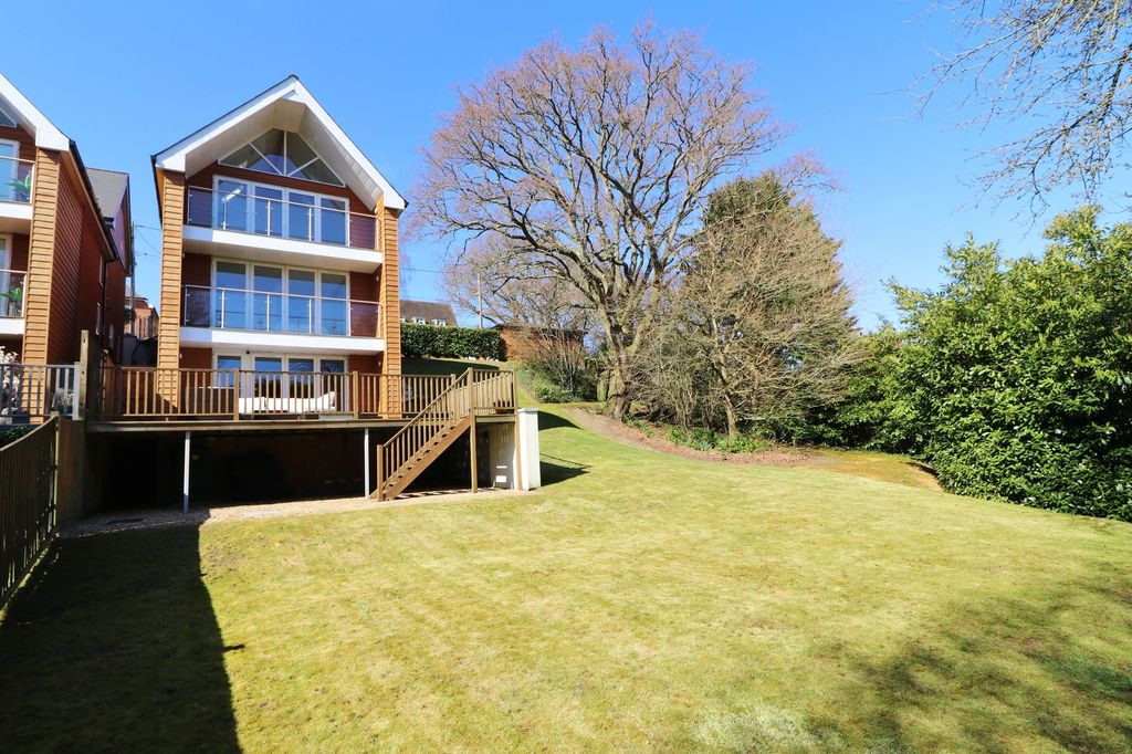 Additional image 24 of 4 bed detached house for saleBursledon Road, Hedge End SO30
