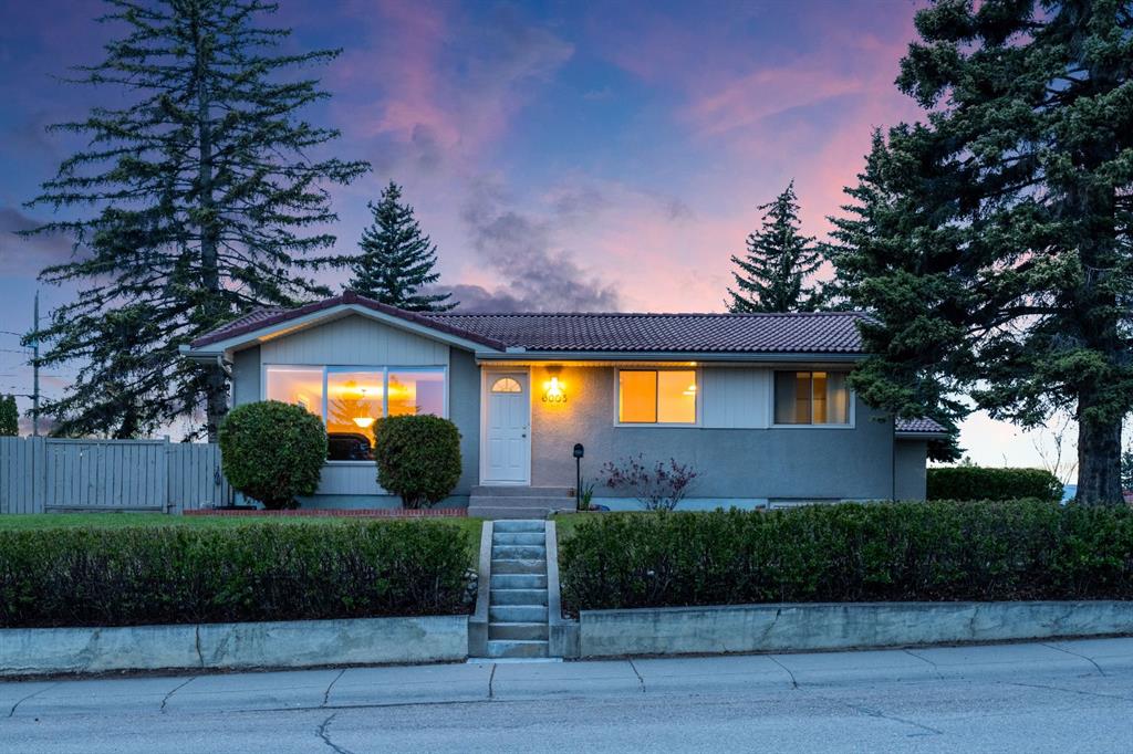 6003 Legsby Road SW, Calgary, AB, T3E 5G5