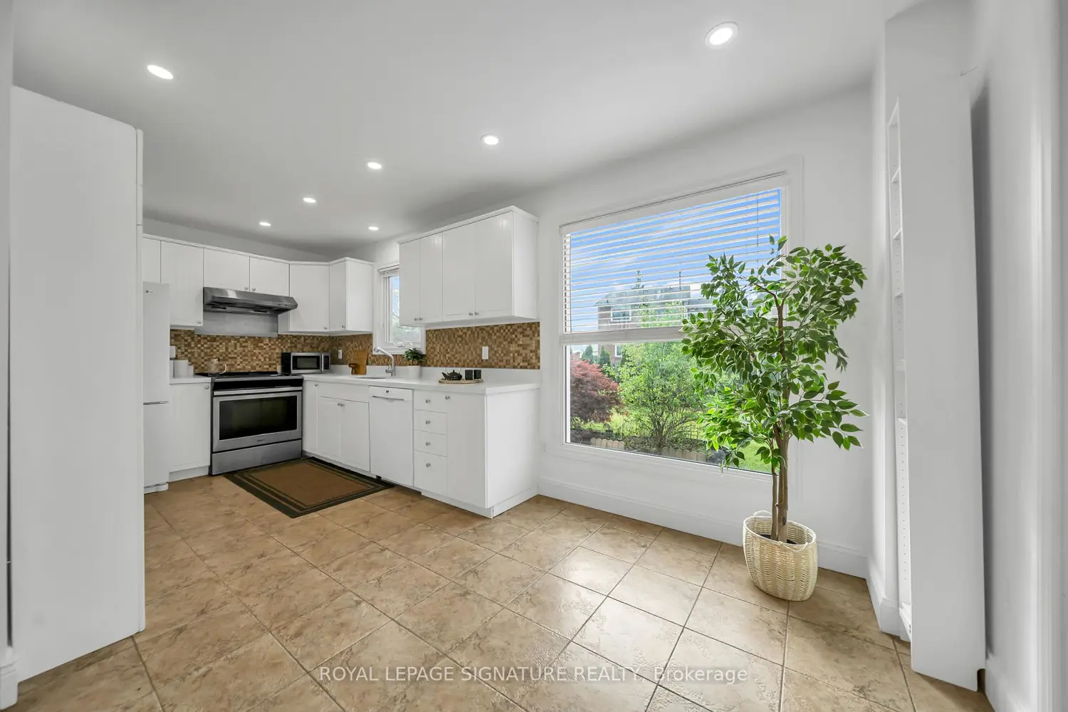 Additional image 9 of 2479 Grindstone Court