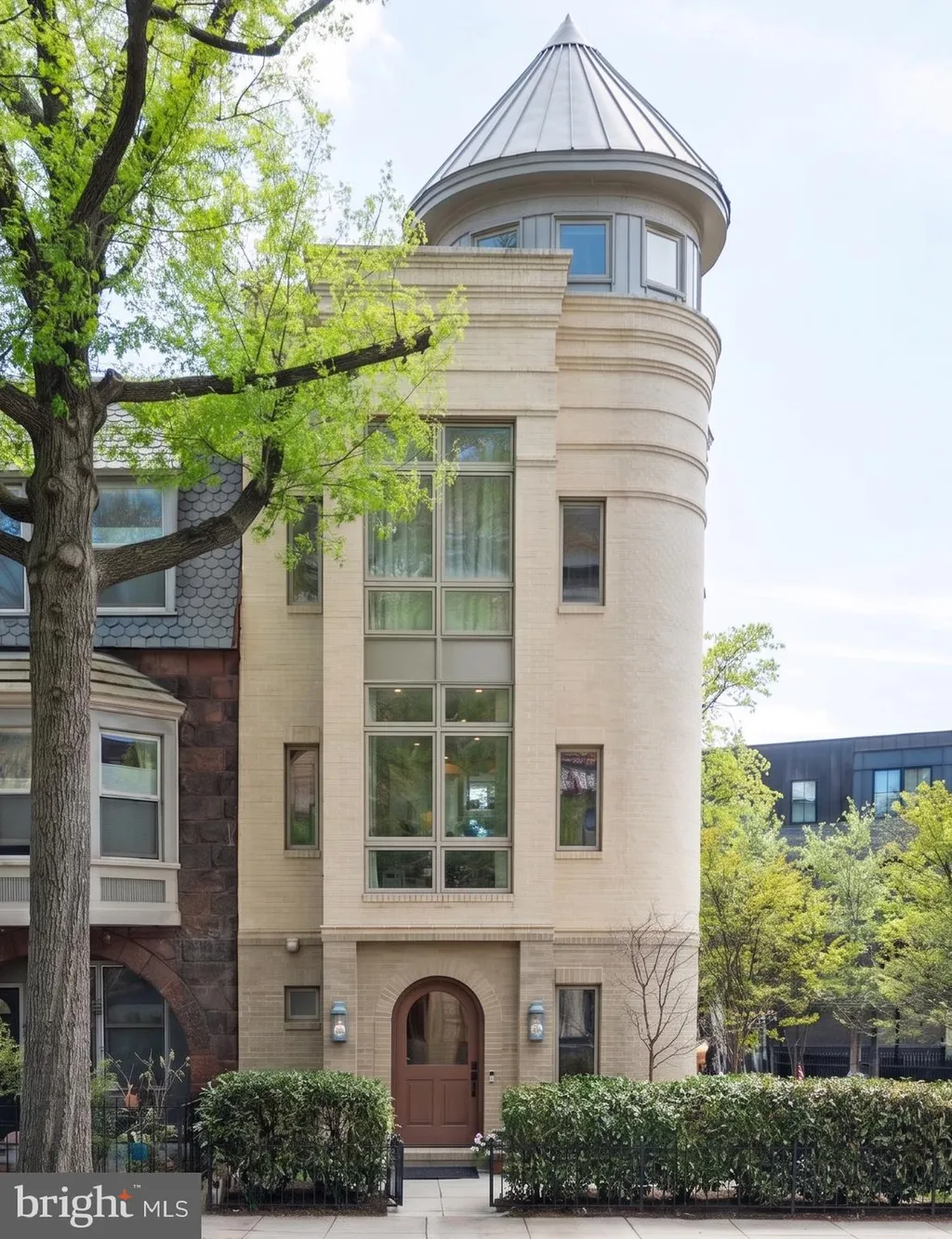 1717 V Street NW, Washington, DC 20009 photo 2