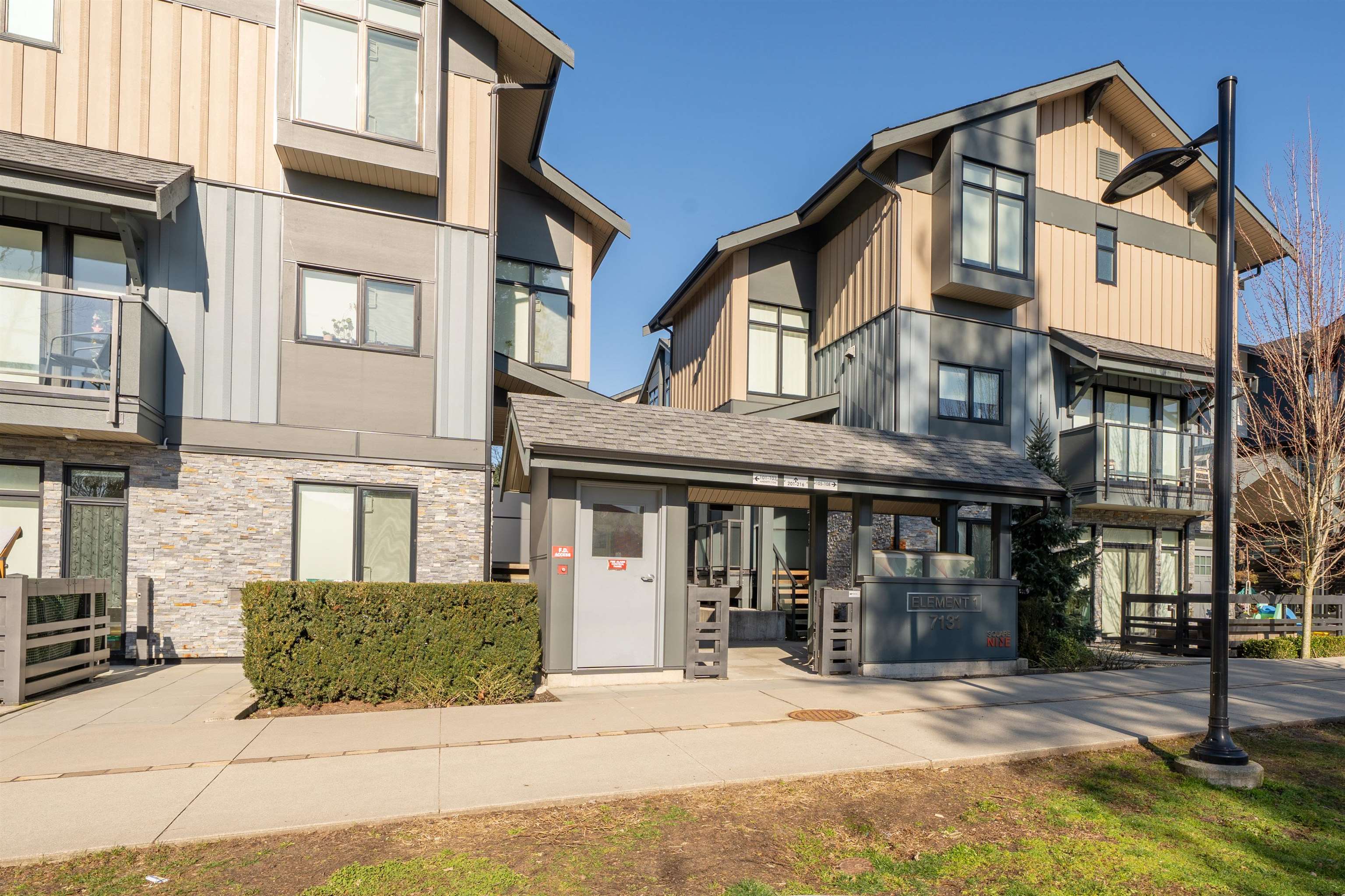 Additional image 2 of 210-7131 17th Avenue, Burnaby, BC, V3N 1K8