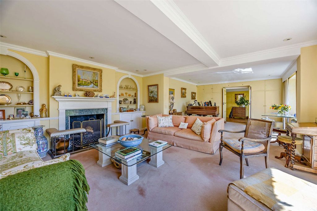 Additional image 9 of 5 bed detached house for saleUpper Woolhampton, Reading, Berkshire RG7