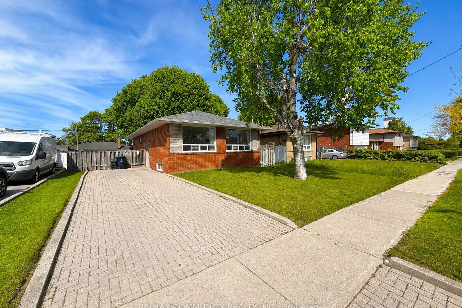 22 Cora Crescent