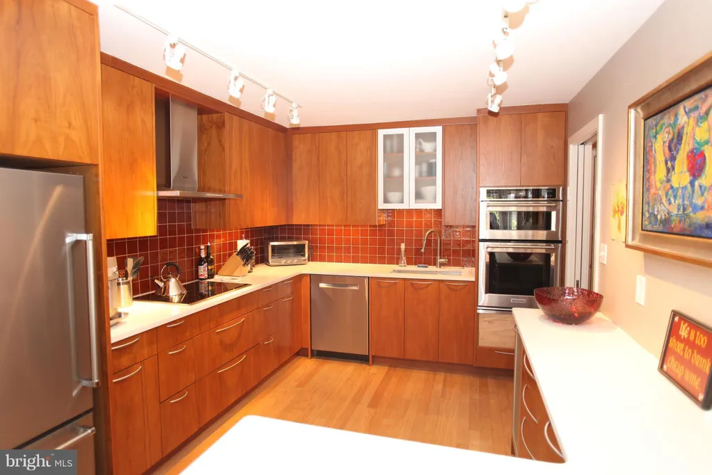 Additional image 2 of 1045 31st Street NW Unit 205, Washington, DC 20007