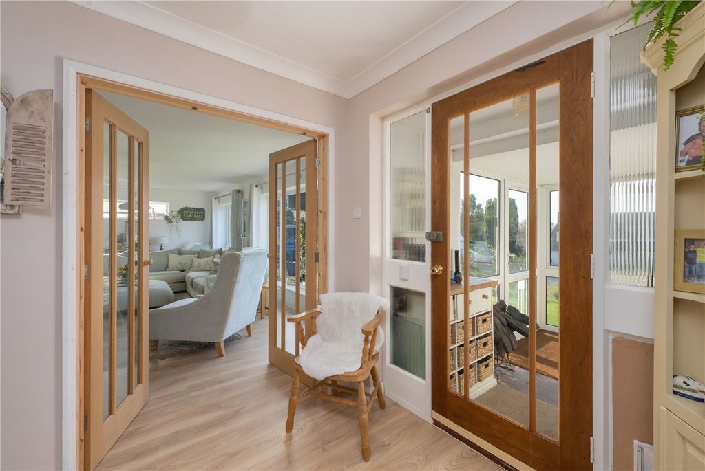3 bed bungalow for saleCherry Glebe, Mersham, Ashford, Kent TN25 photo 3