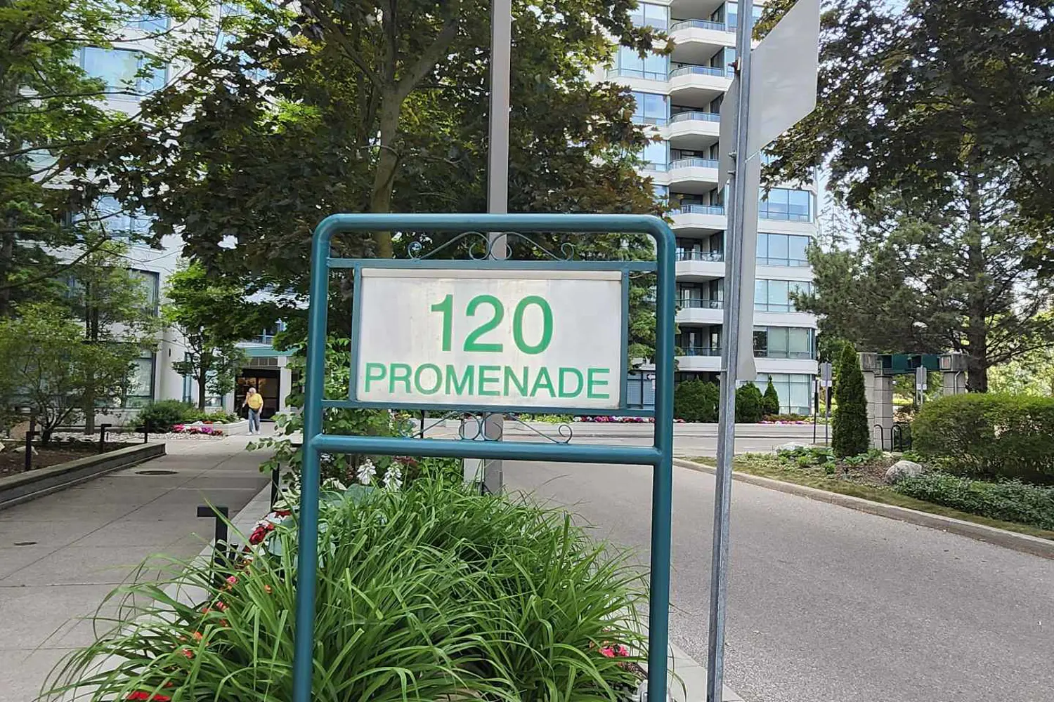 Additional image 2 of 120 Promenade Circle 910