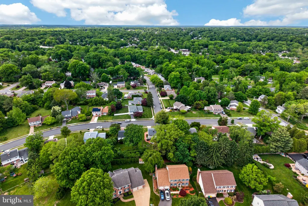 2040 Floral Drive, Wilmington, DE 19810