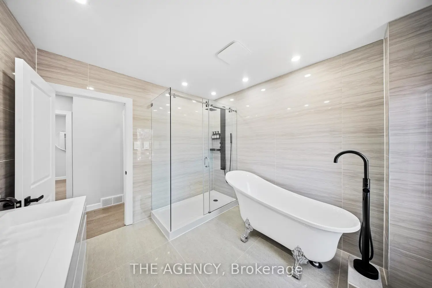 Additional image 11 of 273 Stinson Crescent