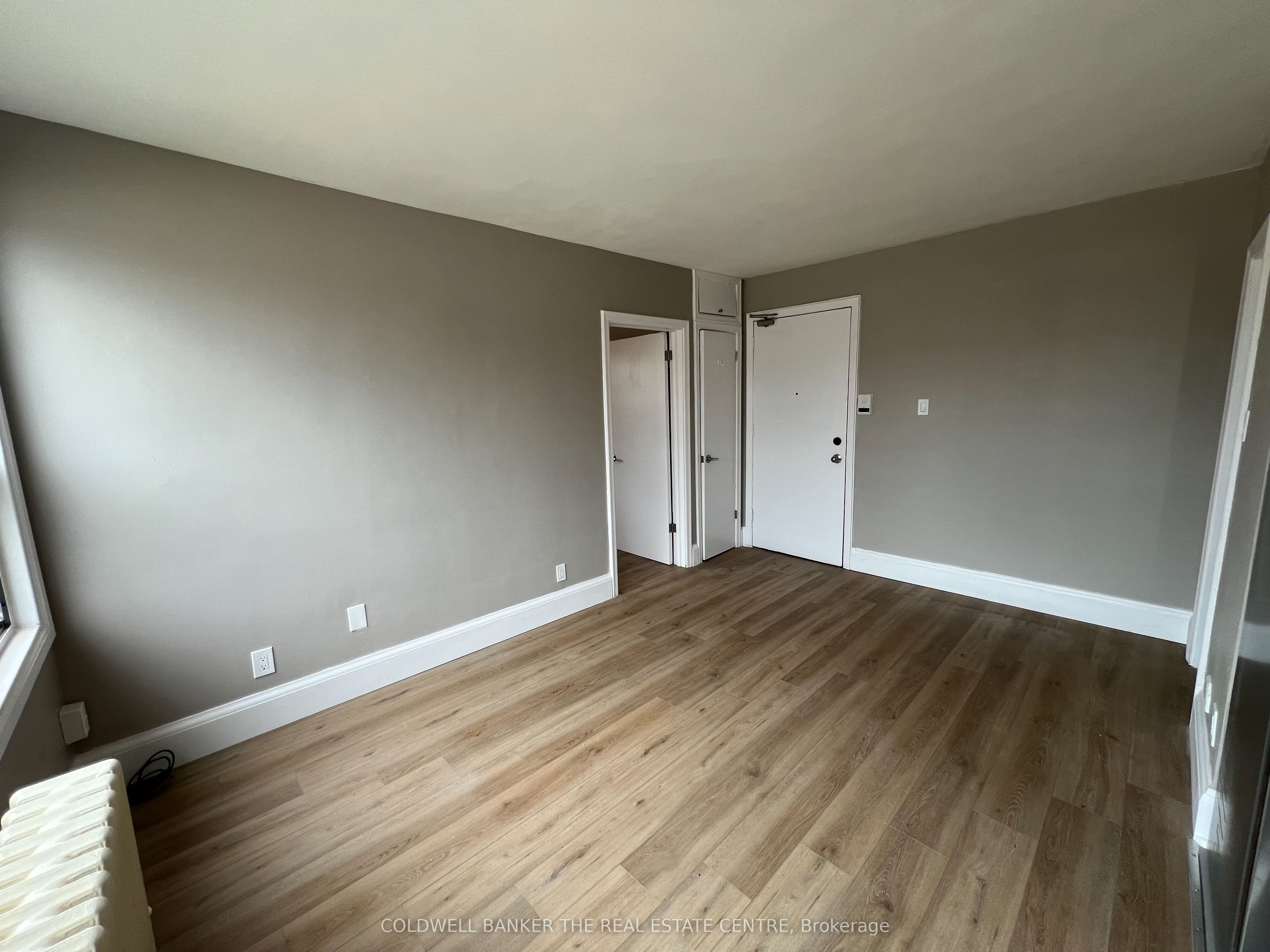 Additional image 5 of 7-108 Grandville Avenue, Toronto, ON, M6N 4V2