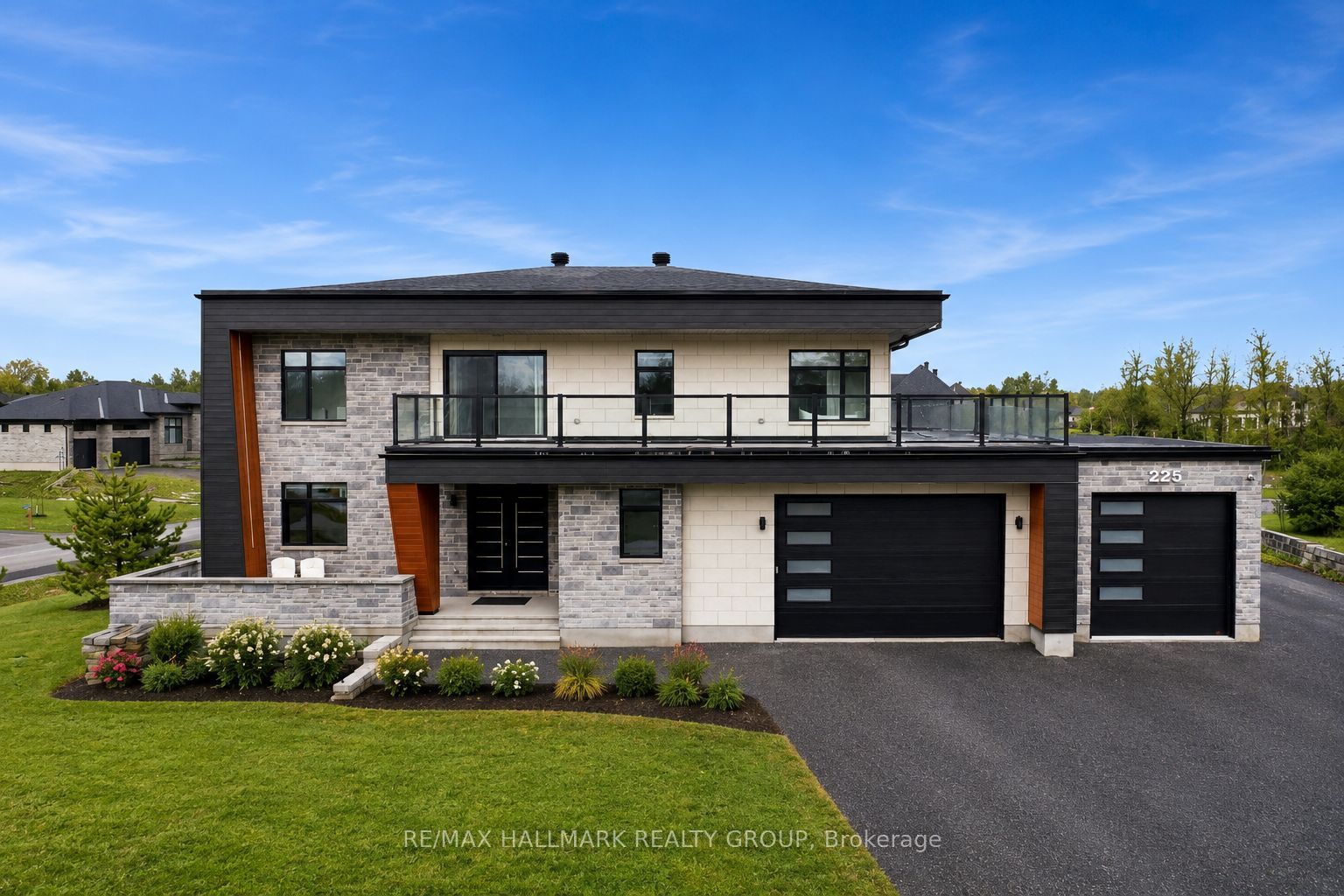 Additional image 3 of 225 Summerview Terrace, Ottawa, ON, K4P 0E9