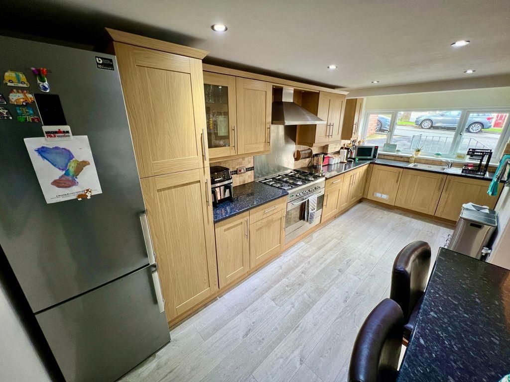 Additional image 6 of 3 bed town house for salePlunch Lane, Mumbles, Swansea SA3
