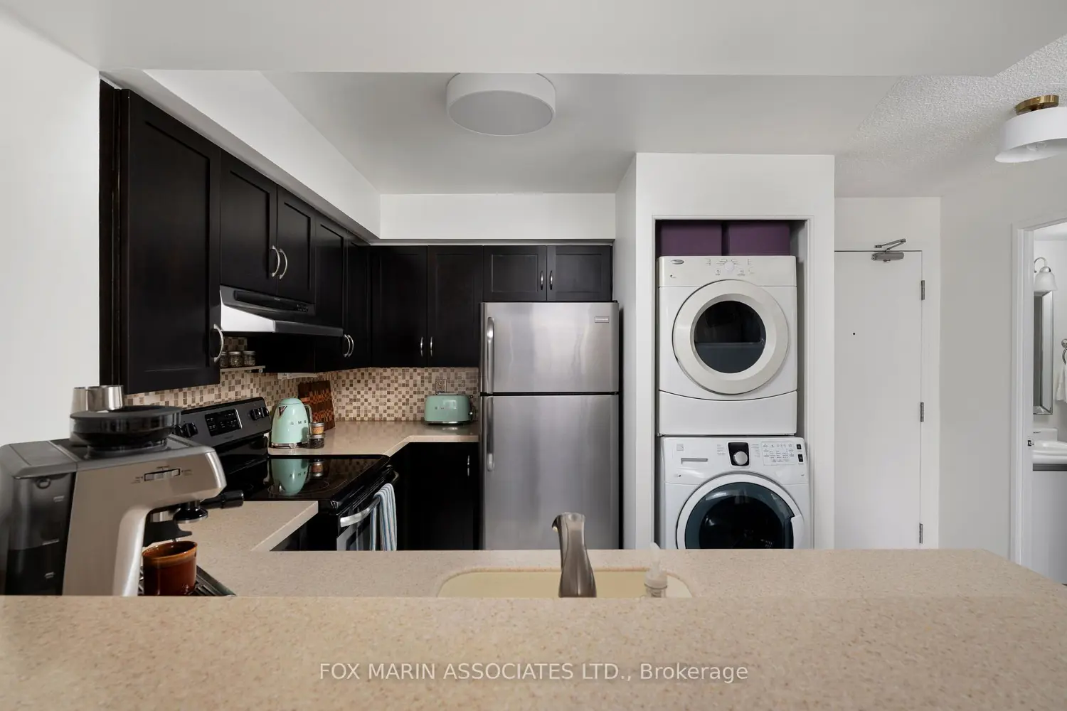 801 King Street 815 photo 5