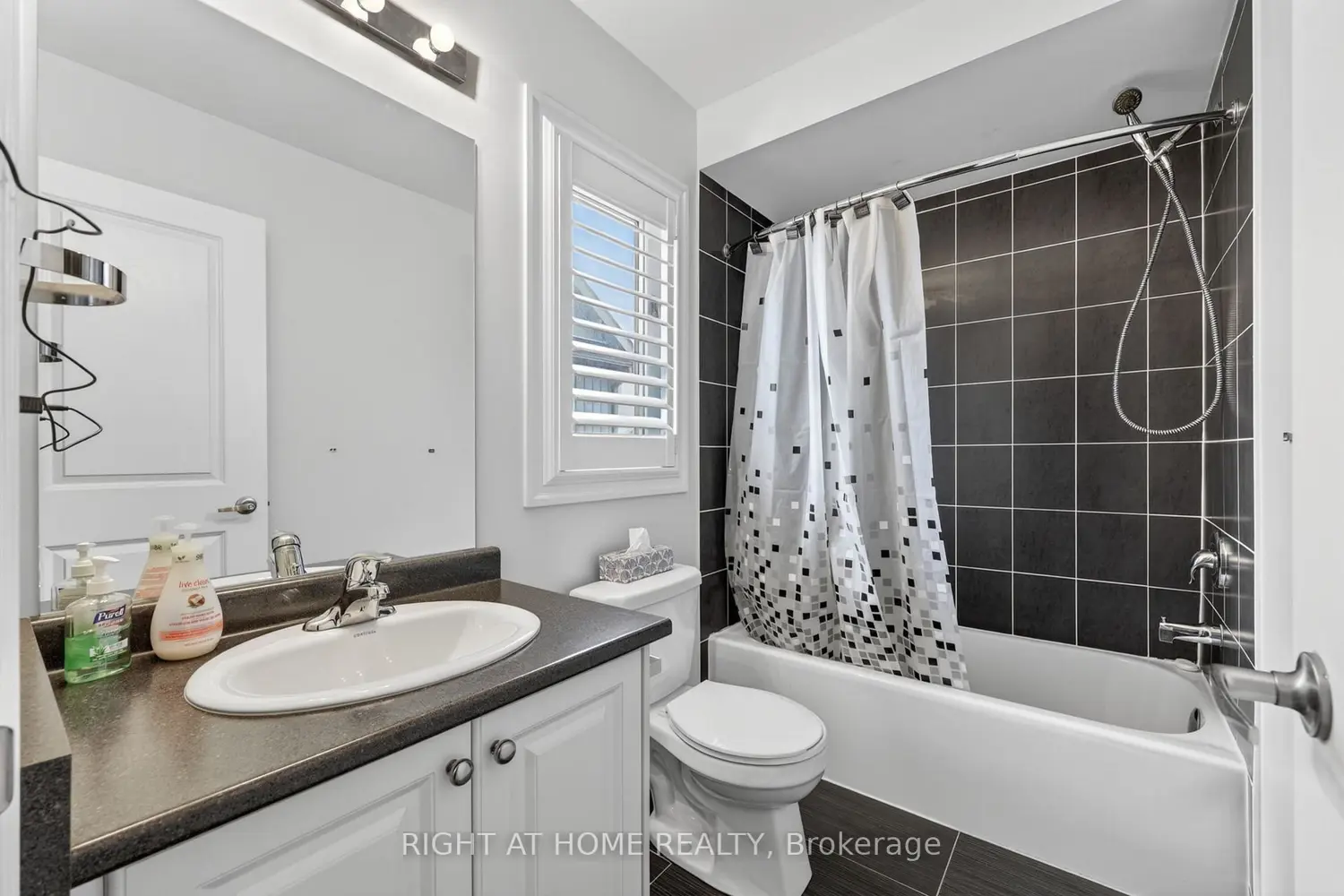 Additional image 9 of 61 Latimer Avenue