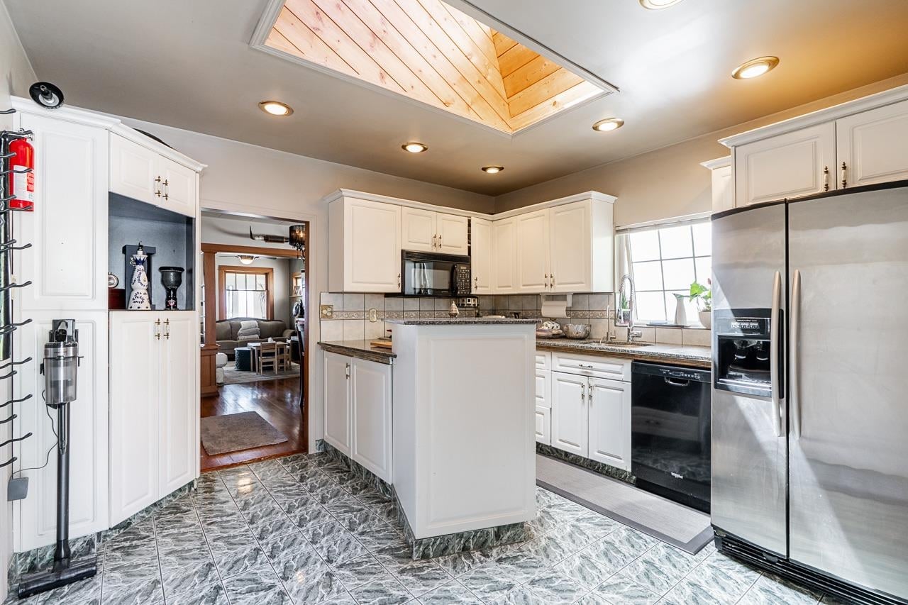 Additional image 5 of 15410 Victoria Avenue, White Rock, BC, V4B 1H3