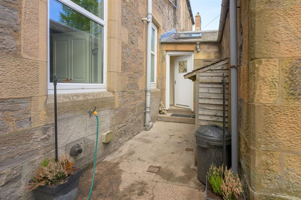Additional image 20 of 2 bed flat for saleKings Place, Perth PH2