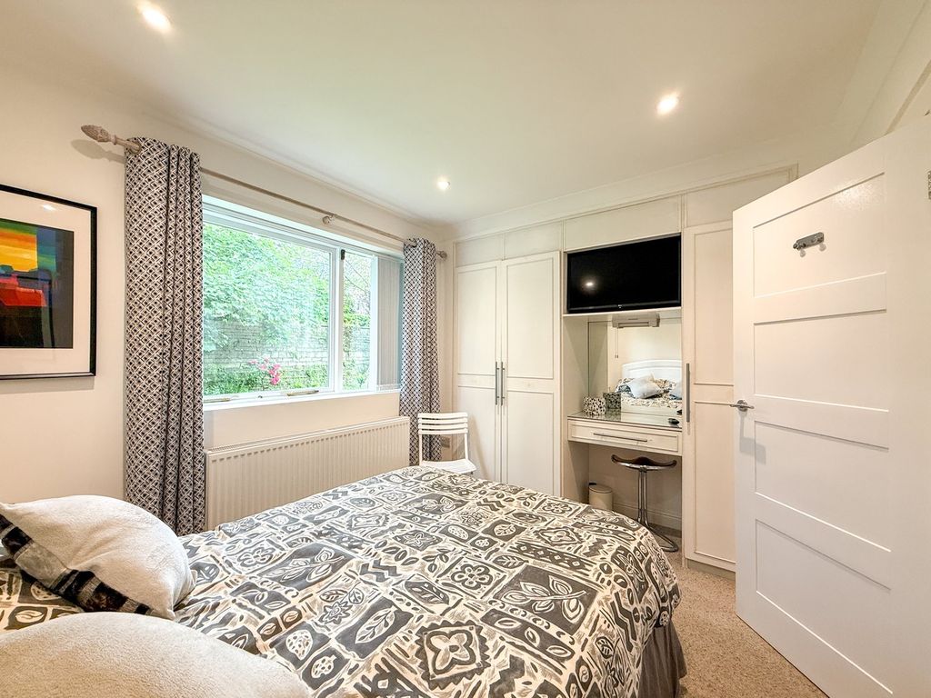 Additional image 18 of 5 bed detached house for saleHuddersfield Road, Holmfirth HD9
