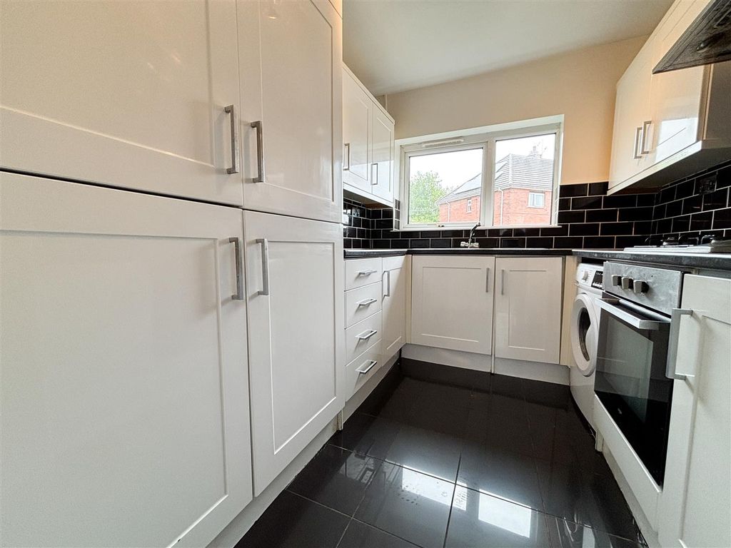 Additional image 2 of 2 bed flat for saleJohnson Place, Stoke-On-Trent ST6
