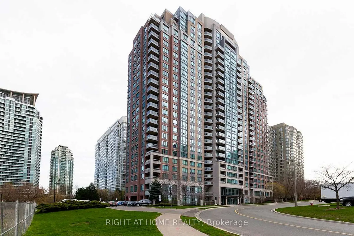 156 Enfield Place 2205