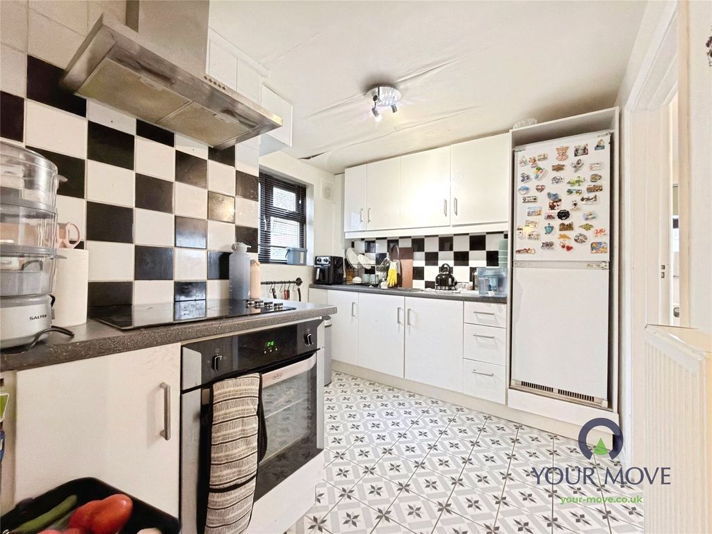 Additional image 7 of 3 bed semi-detached house for saleHelvellyn Avenue, Ramsgate, Kent CT11
