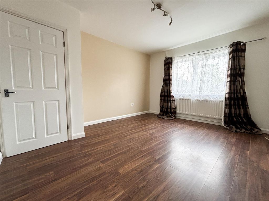 Additional image 3 of 2 bed flat for saleJohnson Place, Stoke-On-Trent ST6