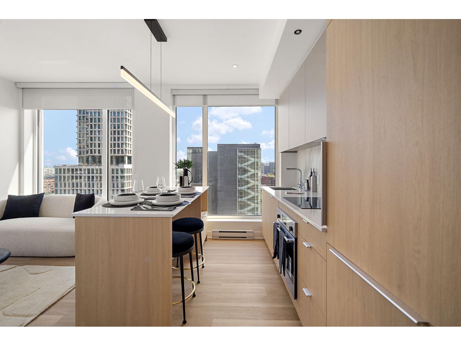 950 Rue St-Antoine O.
