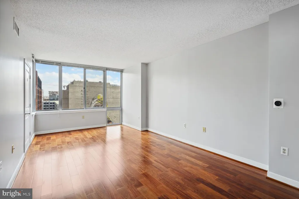 Additional image 3 of 555 Massachusetts Avenue NW Unit 1110, Washington, DC 20001