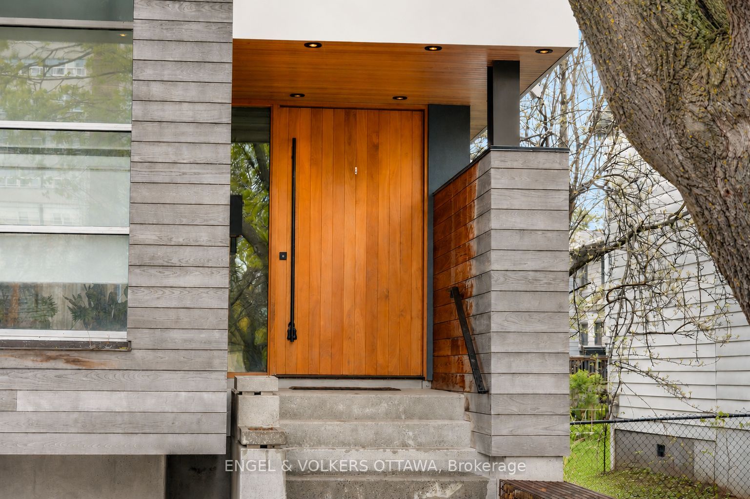 Additional image 3 of 608 Byron Avenue, Ottawa, ON, K2A 0E5