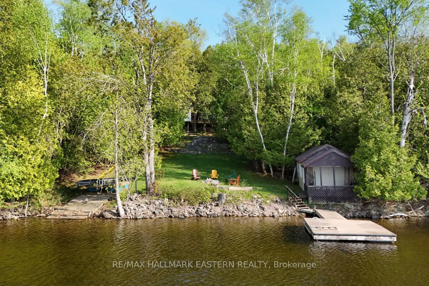 348 Round Lake Road photo 3
