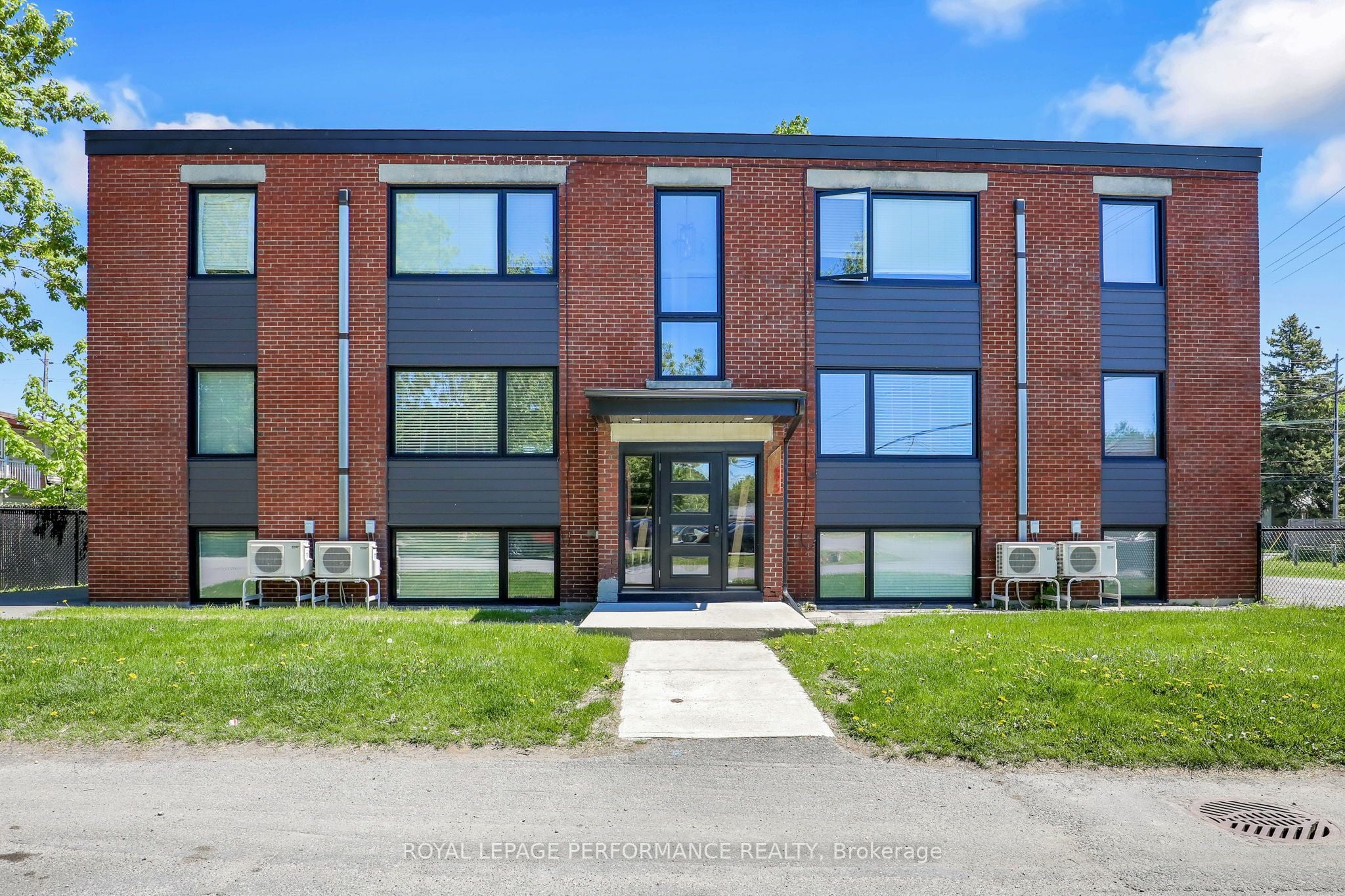 Unit 2-695 Morgan Street, Ottawa, ON, K1K 3M1