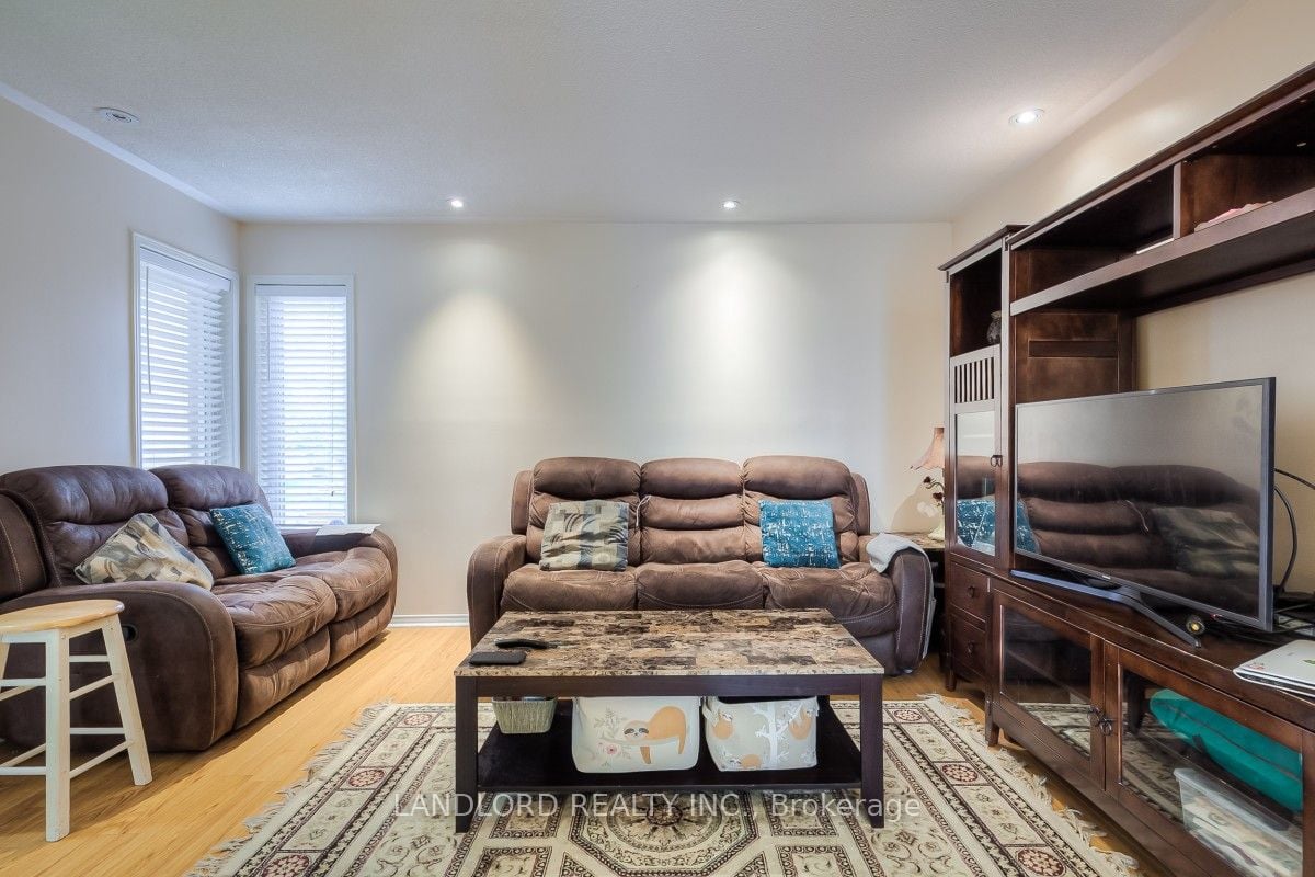 Additional image 6 of 107-2555 Thomas Street, Mississauga, ON, L5M 5P6