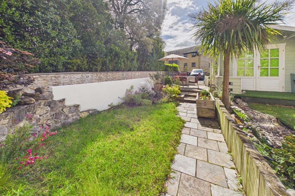 Additional image 12 of 2 bed flat for saleAlbert Road, Clevedon, North Somerset BS21